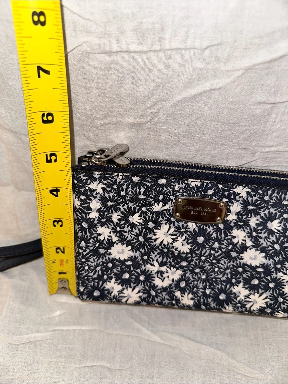 Michael Kors compact michael